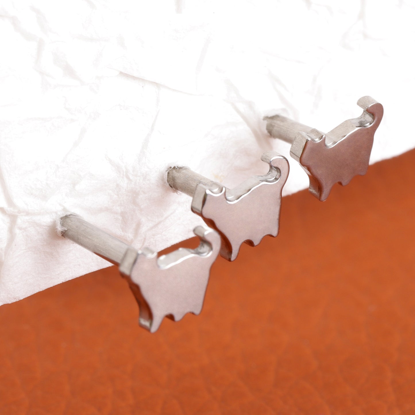 F-136 Titanium Cute Cat Stud Earring, 1.2*6/8/10mm, Internally Threaded Stud, Flat Back Earring, Cartilage Stud, Tragus Stud, Gift Packaged