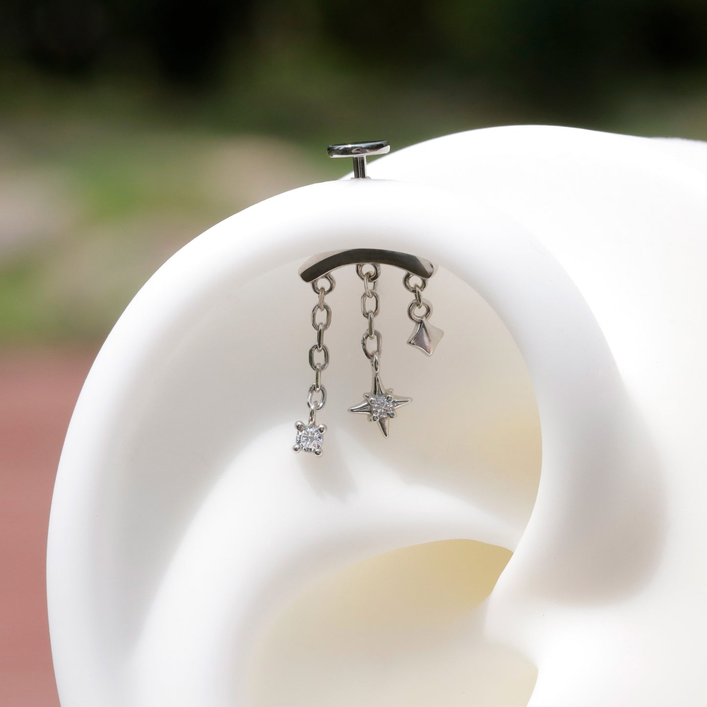 Designed for vertical helix piercings/ 925 Silver Helix Chain Earring 18K Plated/ Star Dangle Earring/ Threadless Push In Hidden Rook Stud