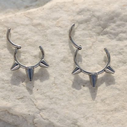 16G Surgical Steel Spikes Hinged Septum Ring/ Triple Spike Segment Septum Hoop/ Punk Septum Clicker/ Spiked Daith Clicker/ Spikes Nose Ring Miss Vivi Jewelry
