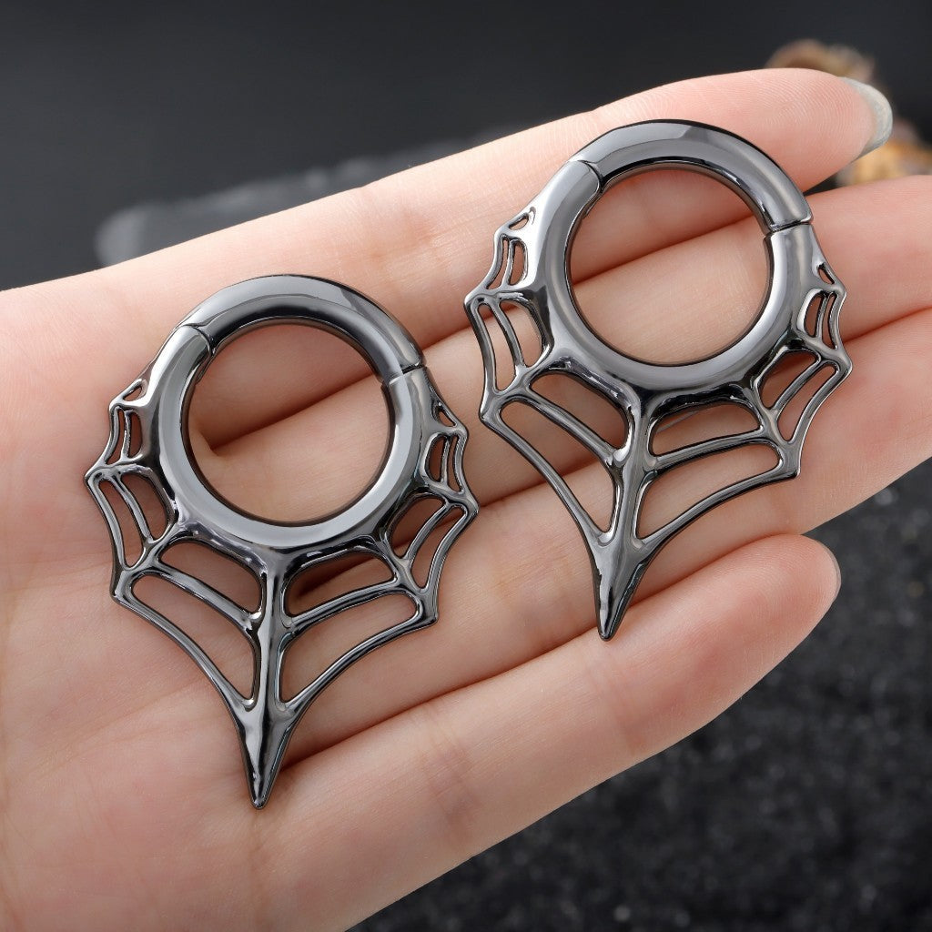Spiderweb Ear Weights Hoop 5mm Stretched Ear 4 Gauges Earring Plugs Heavy Ear Weights Hanger Easy Clasp Gothic Ear Tunnels Lobe Stretching Body Jewelry