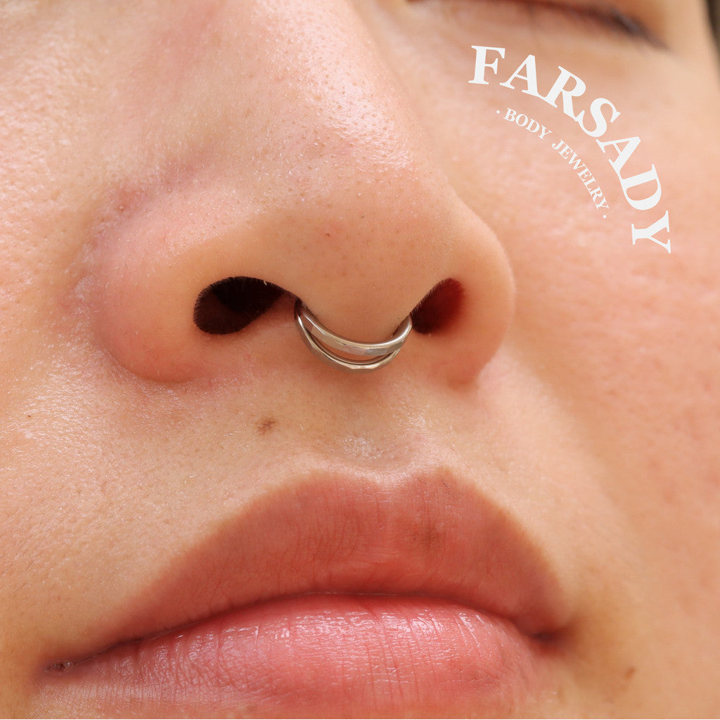18G Titanium Double Line Nose Ring Hinged Nose Clicker Nostril Jewelry Clip On Nose Ring 1.0*8mm 1.0*10mm Daily Wear Gift Packaged Piercing for Women