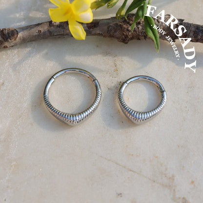 Drop V - 316L Hinged Clicker Hoop / Fits 16G Septum Ring Helix Conch Cartilage Earring / Elegant Minimal Piercing, Hypoallergenic Jewelry for Sensitive Skin