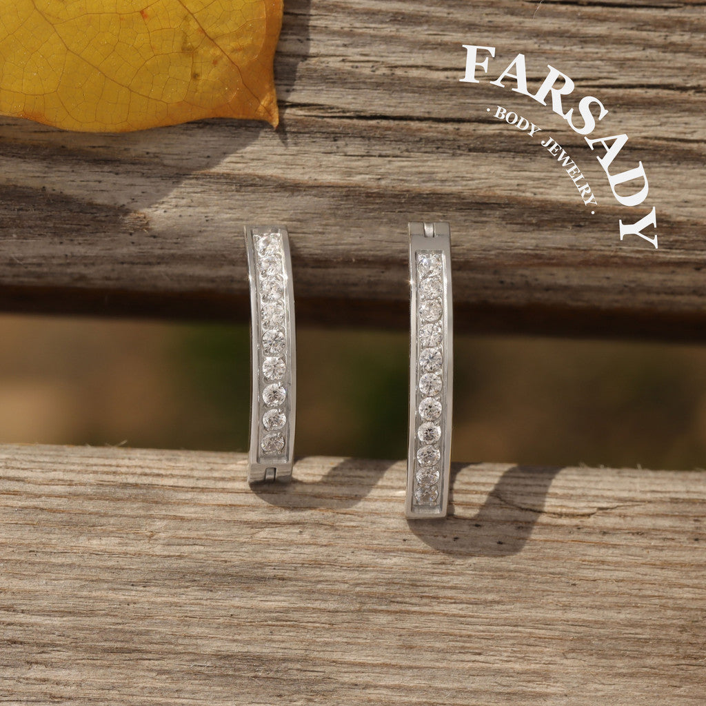 Linear Gleam Hoop - F136 Titanium Clear CZ Belly Button Clicker / Fits 14G Navel Piercing