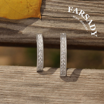 Linear Gleam Hoop - F136 Titanium Clear CZ Belly Button Clicker / Fits 14G Navel Piercing