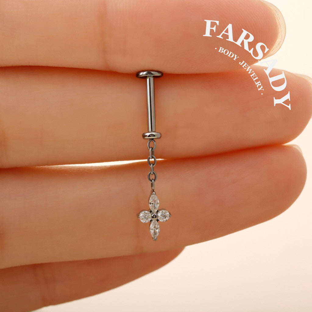 Quatrefoil Glimmer - Titanium Push In Stud