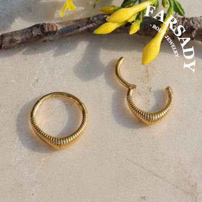 Drop V - 316L Hinged Clicker Hoop / Fits 16G Septum Ring Helix Conch Cartilage Earring / Elegant Minimal Piercing, Hypoallergenic Jewelry for Sensitive Skin