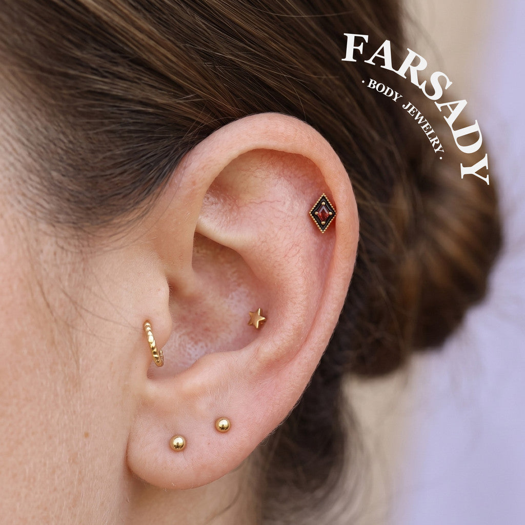 Crimson Rhomb - 925 Silver Threadless Stud / Fits Cartilage Helix Tragus Lobe Nostril Piercing