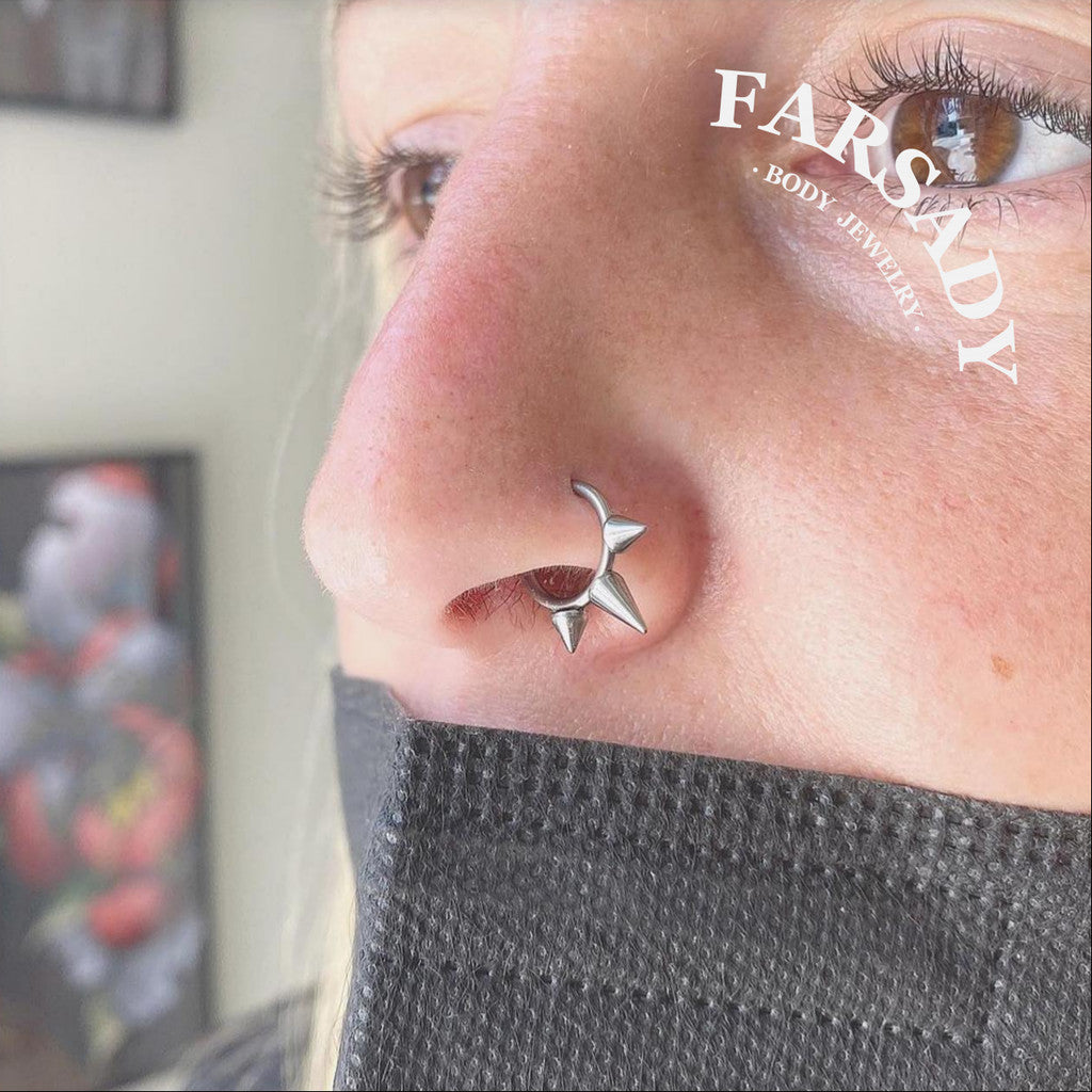 16G Titanium Triple Spike Hinged Septum Ring, Punk Style Segment Hoop, Spiked Daith & Nose Clicker Piercing Jewelry in Silver & Gold, Daily Wear with Gift Box