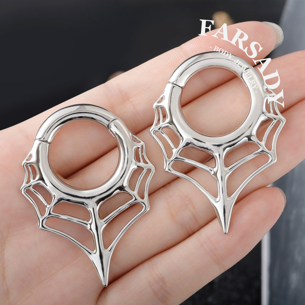 Spiderweb Ear Weights Hoop 5mm Stretched Ear 4 Gauges Earring Plugs Heavy Ear Weights Hanger Easy Clasp Gothic Ear Tunnels Lobe Stretching Body Jewelry