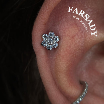 Six Stone Flower - F136 Titanium Internally Threaded Stud / Fits Cartilage Helix Tragus Lobe Nostril Piercing