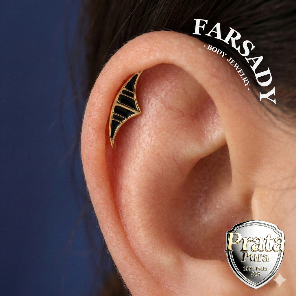 Sterling Silver Lunar Eclipse Threadless Flat Back Stud, Black Enamel Cartilage Earring for Helix, Tragus, Conch, Daith, Rook, Lobe Piercing Jewelry, Hypoallergenic Piercing Gift