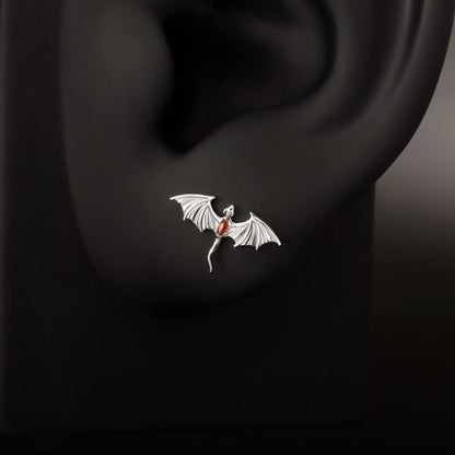 Flying Dragon Cartilage Threadless Stud